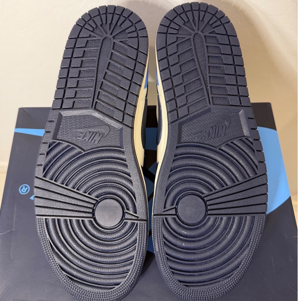 Nike Air Jordan 1 Retro Low OG Obsidian University Blue CZ0790-400 Mens 10.5 - Picture 3 of 5